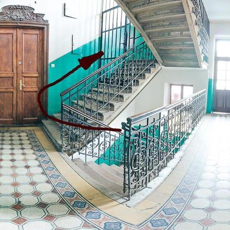 Vintage Apartment 2 Rooms With Balcony Lviv Extérieur photo